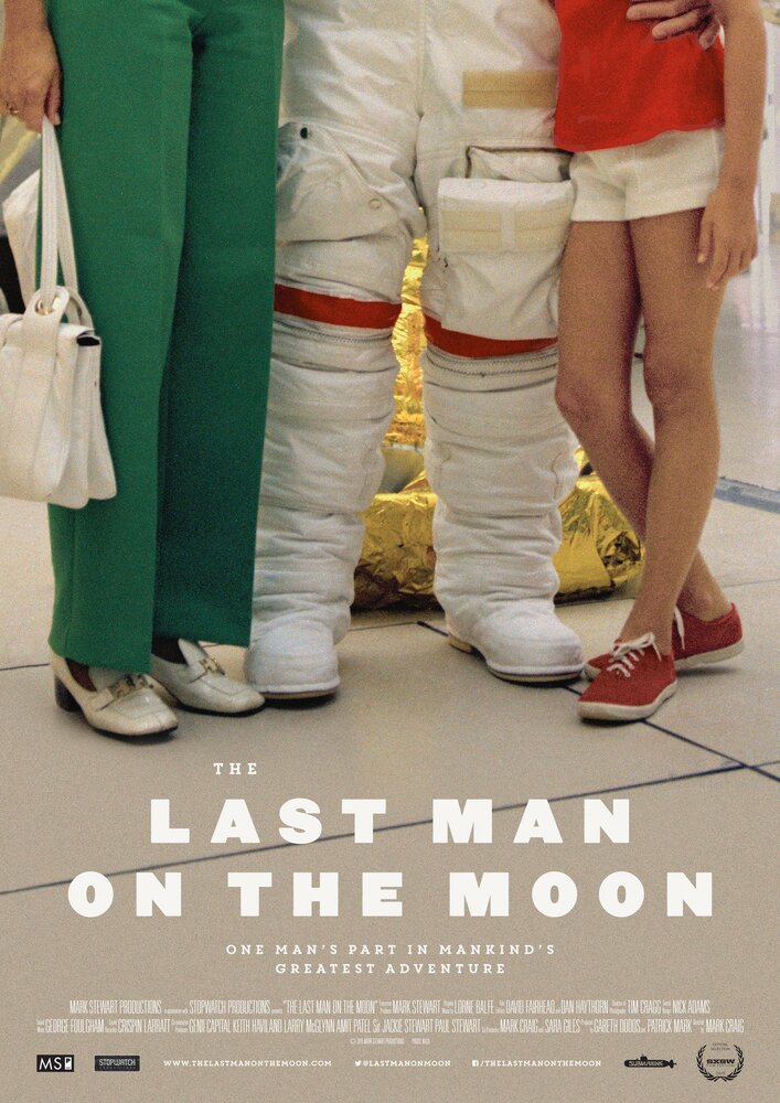 Последний на Луне (2014) постер